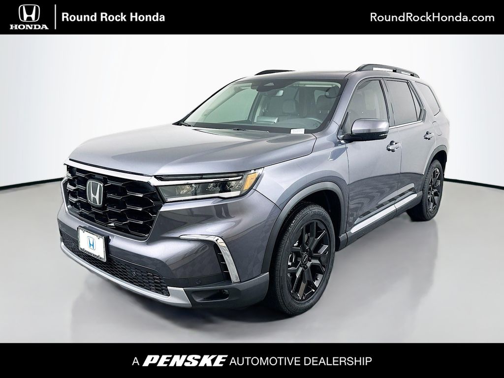 2025 Honda Pilot Touring's photo