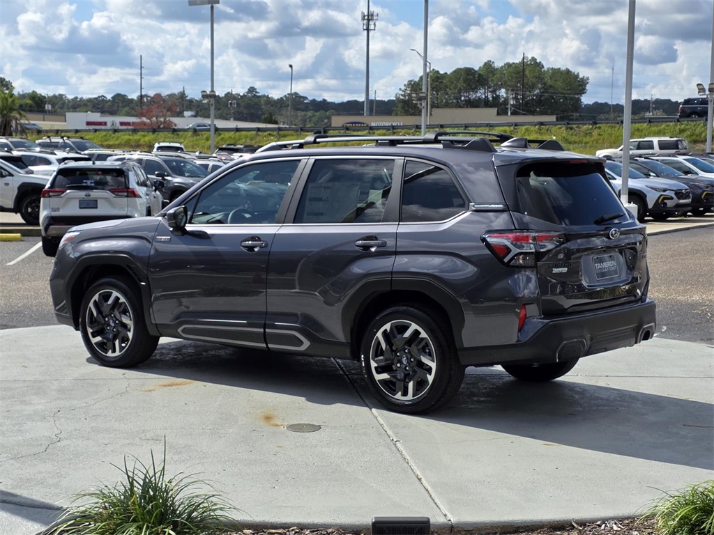 2025 Subaru Forester Limited photo 4