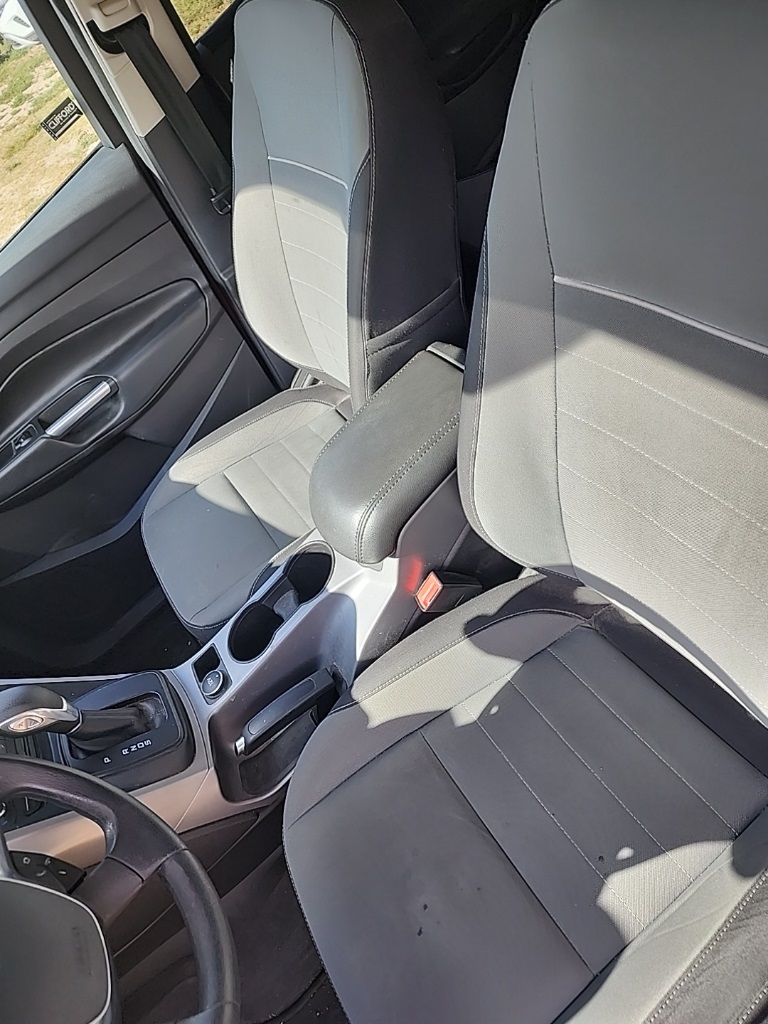 2014 Ford Escape SE photo 9