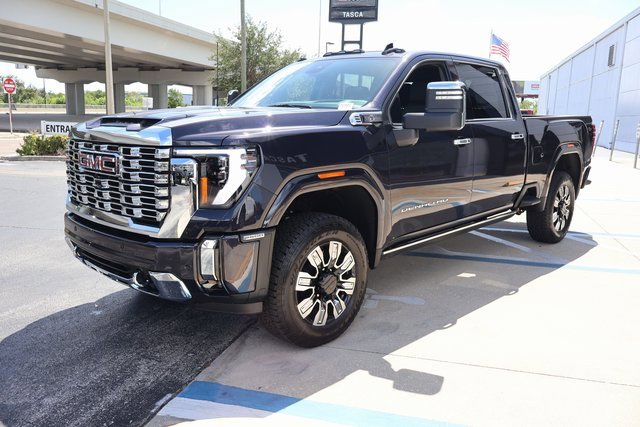 2026 Gmc Sierra 2500 HD Denali photo 3