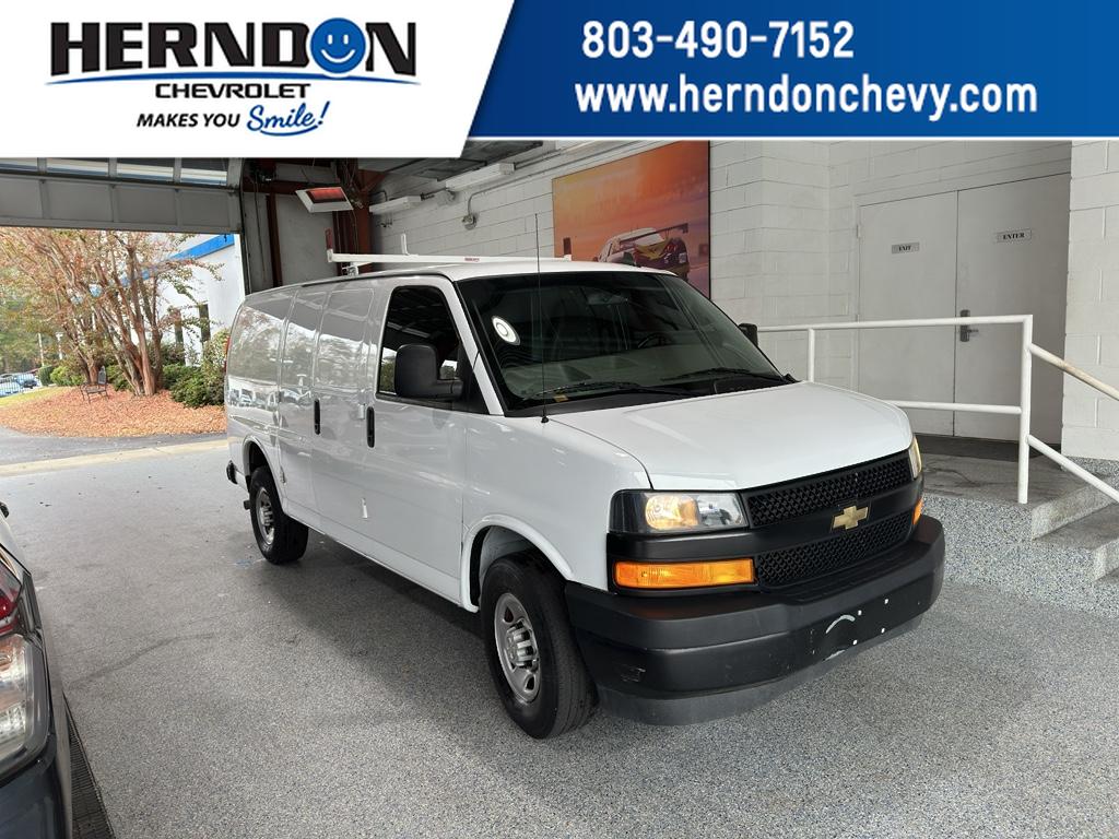 2023 Chevrolet Express Cargo Work Van's photo