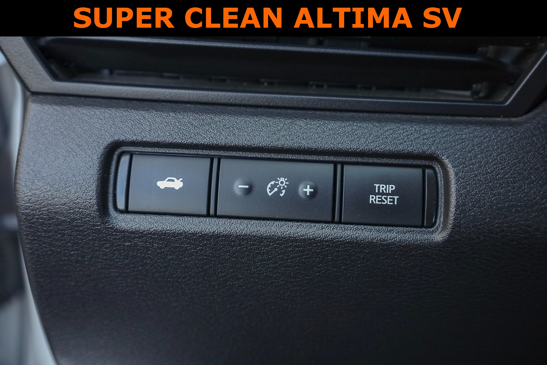 2024 Nissan Altima 2.5 SV photo 22