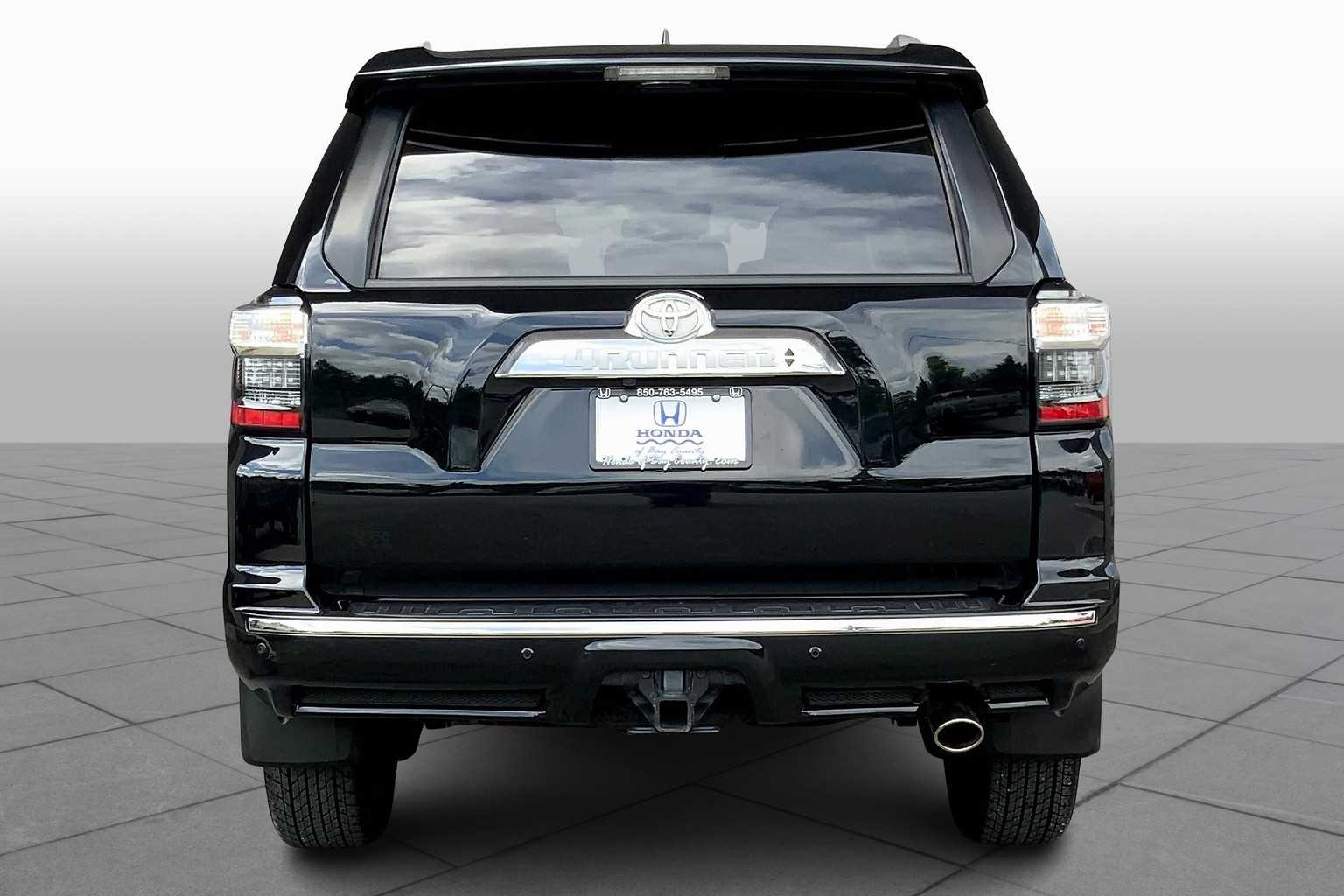 2022 Toyota 4Runner Limited 4WD photo 4