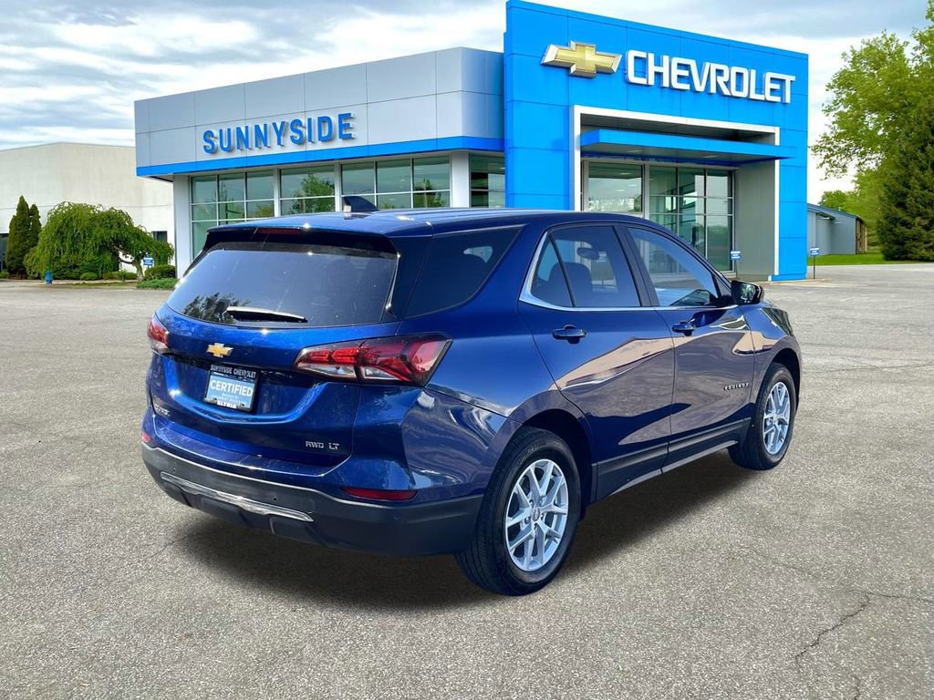2023 Chevrolet Equinox LT photo 2