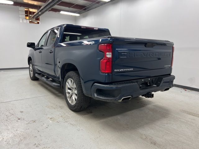 2020 Chevrolet Silverado 1500 Custom photo 3