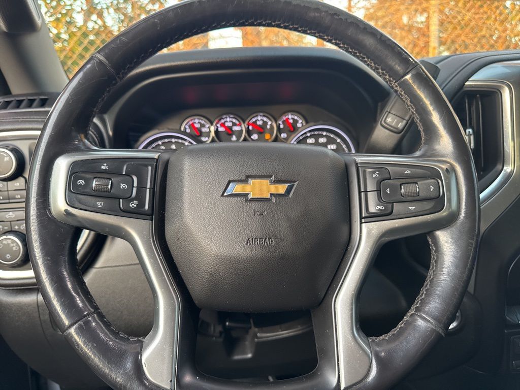 2019 Chevrolet Silverado 1500 LT photo 19