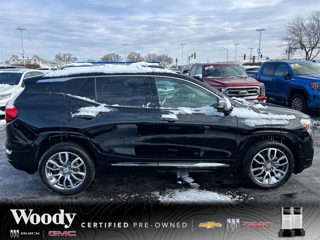 2023 GMC TERRAIN - Image 9