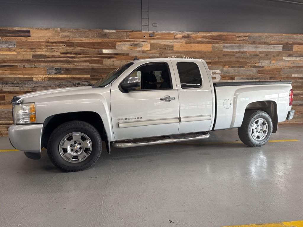 2010 Chevrolet Silverado 1500 LT photo 17