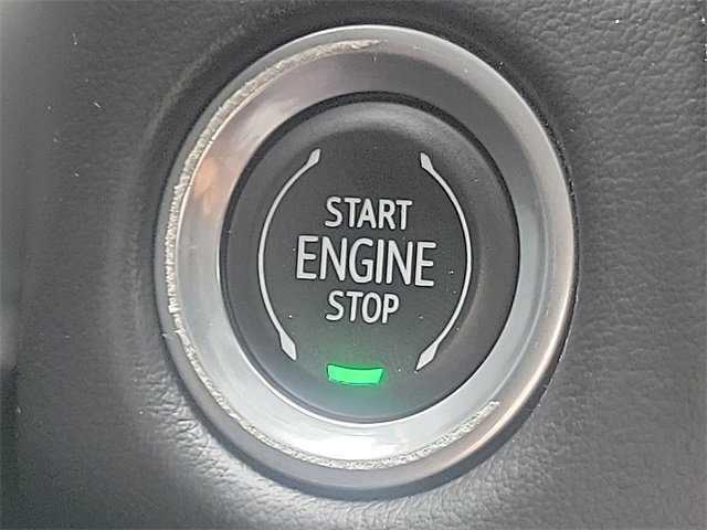 2021 Chevrolet Suburban RST photo 11