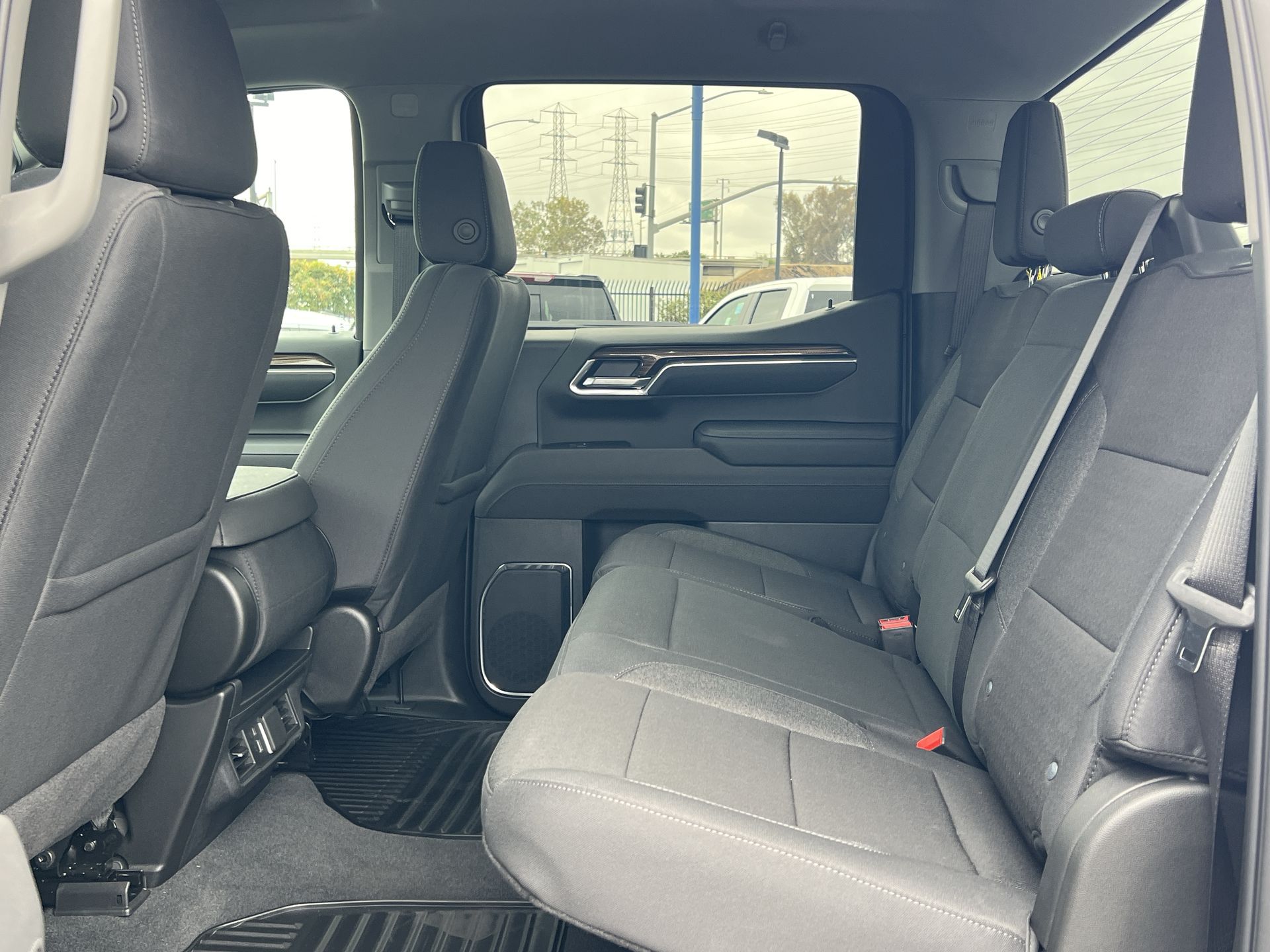 2025 Chevrolet Silverado 1500 RST photo 22