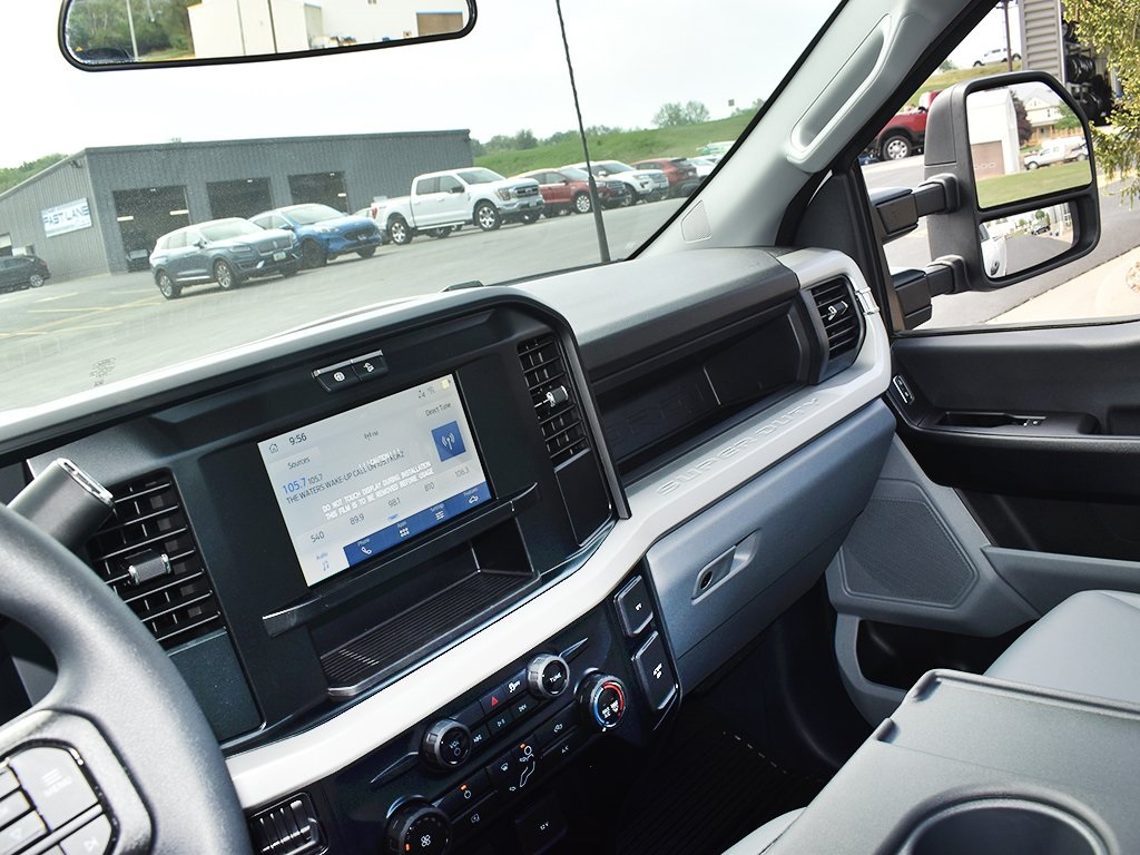 2025 Ford F-250 XL photo 14