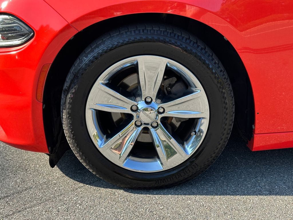 2018 Dodge Charger SXT Plus photo 34