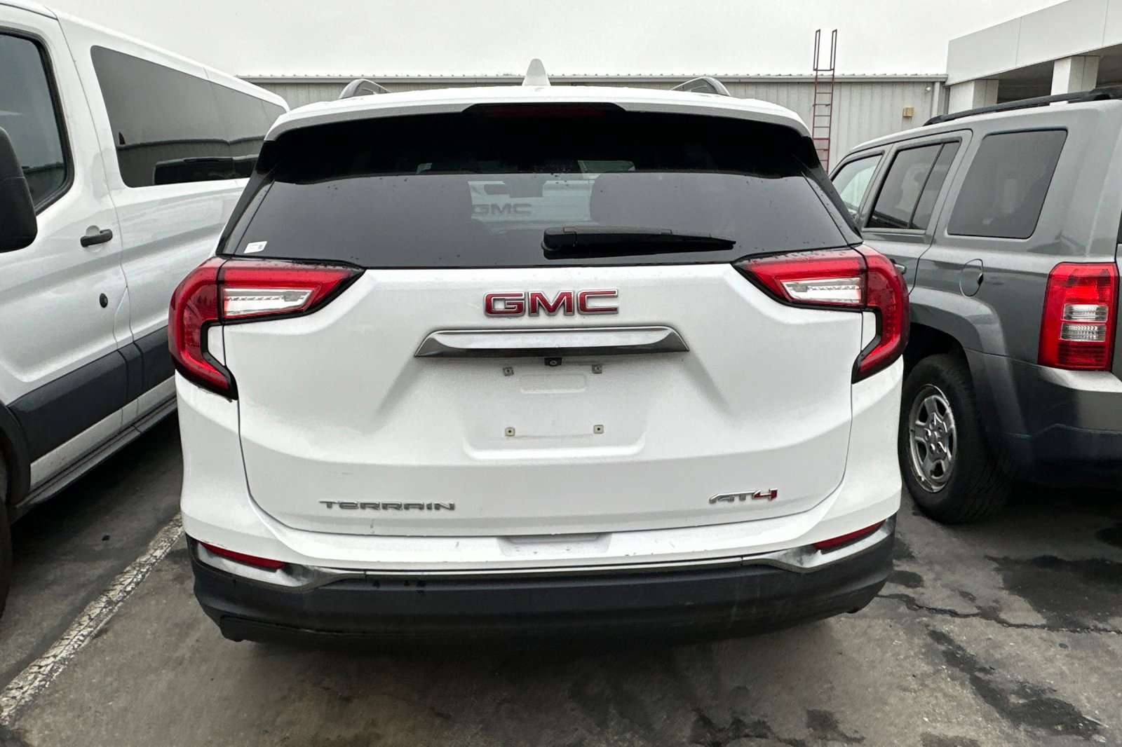 2023 Gmc Terrain AT4 photo 2
