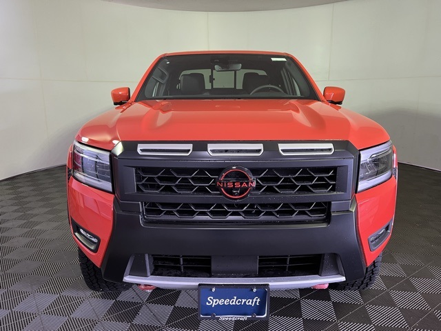 2025 Nissan Frontier Crew Cab PRO-4X photo 3