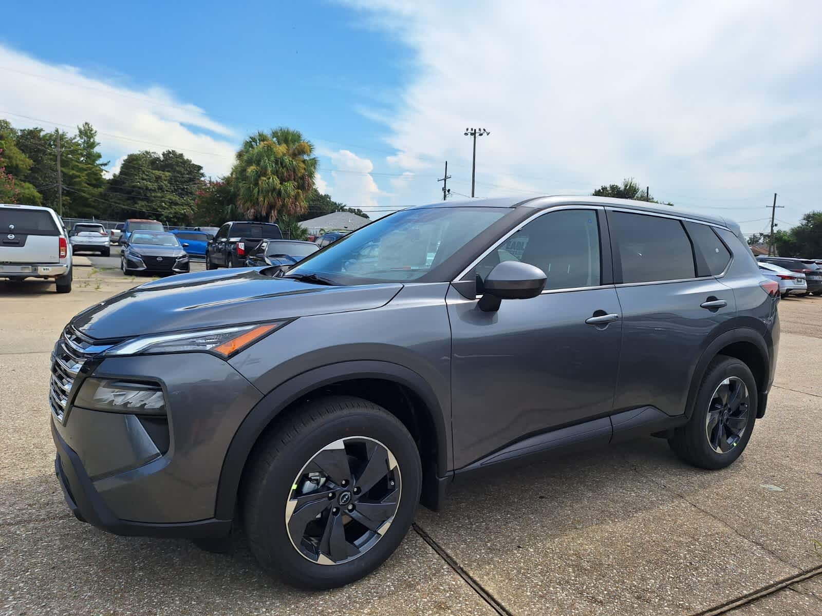 2026 Nissan Rogue SV photo 9