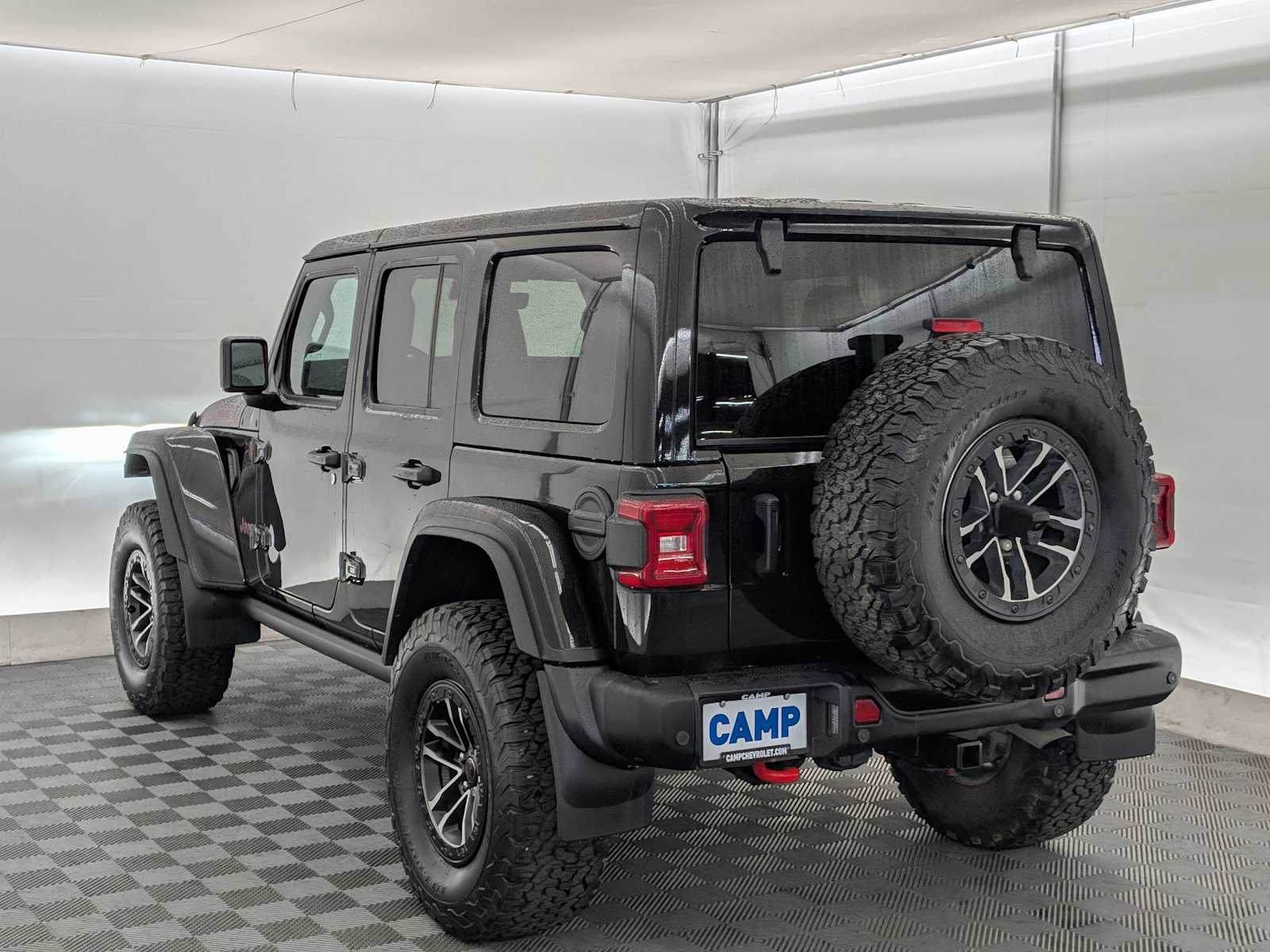 2024 Jeep Wrangler Rubicon X photo 4