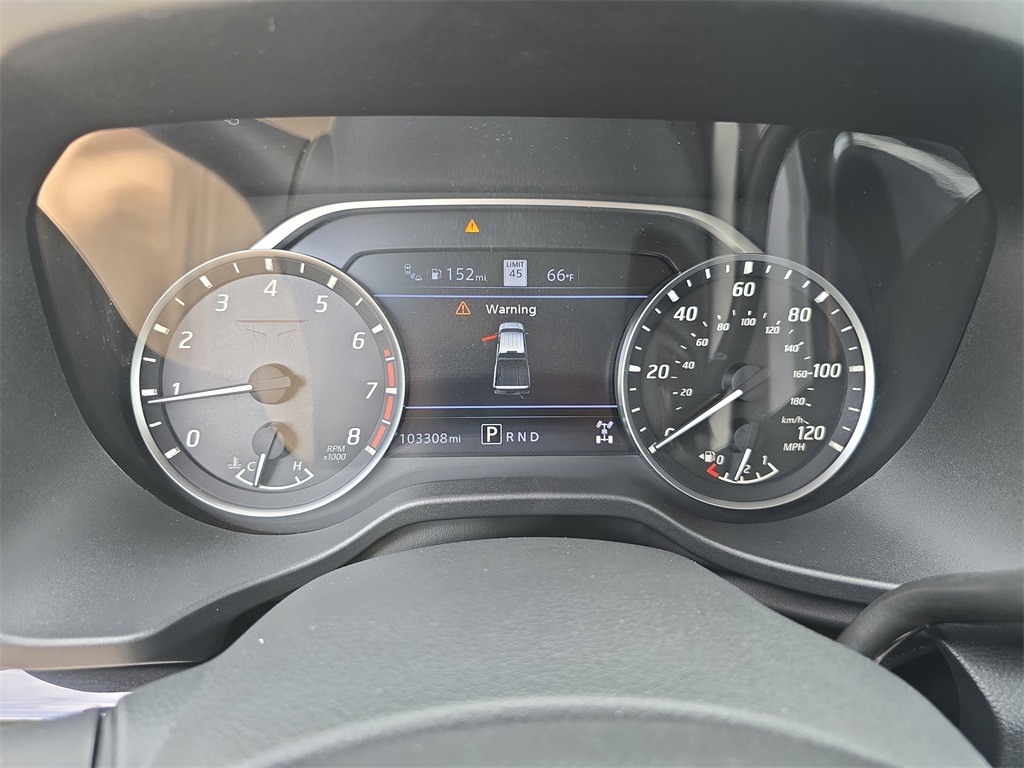 2021 Nissan Titan SV photo 17