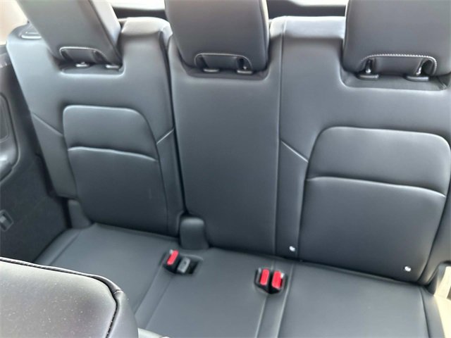 2024 Nissan Pathfinder Platinum photo 17