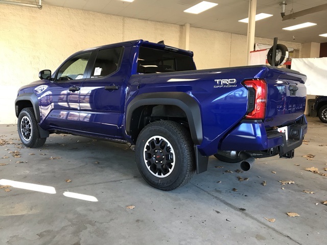 2024 Toyota Tacoma TRD Off-Road Double Cab photo 6