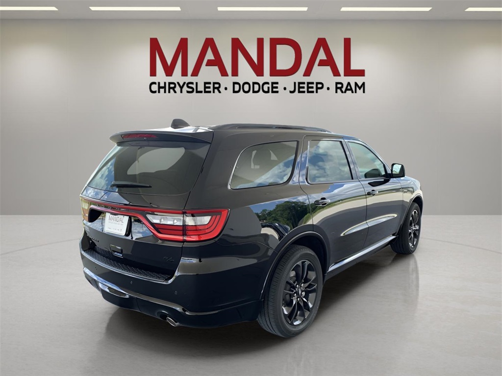 2025 Dodge Durango R/T Plus photo 8
