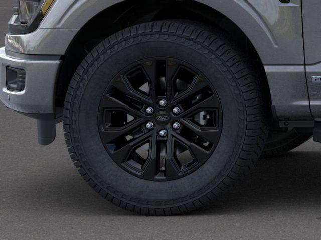 2025 Ford F-150 XLT photo 18