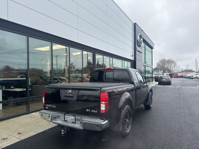 2014 Nissan Frontier SV photo 3