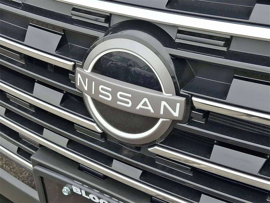 2026 Nissan Rogue SV photo 5