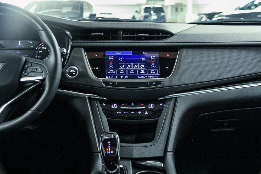 2023 Cadillac XT6 Luxury photo 13