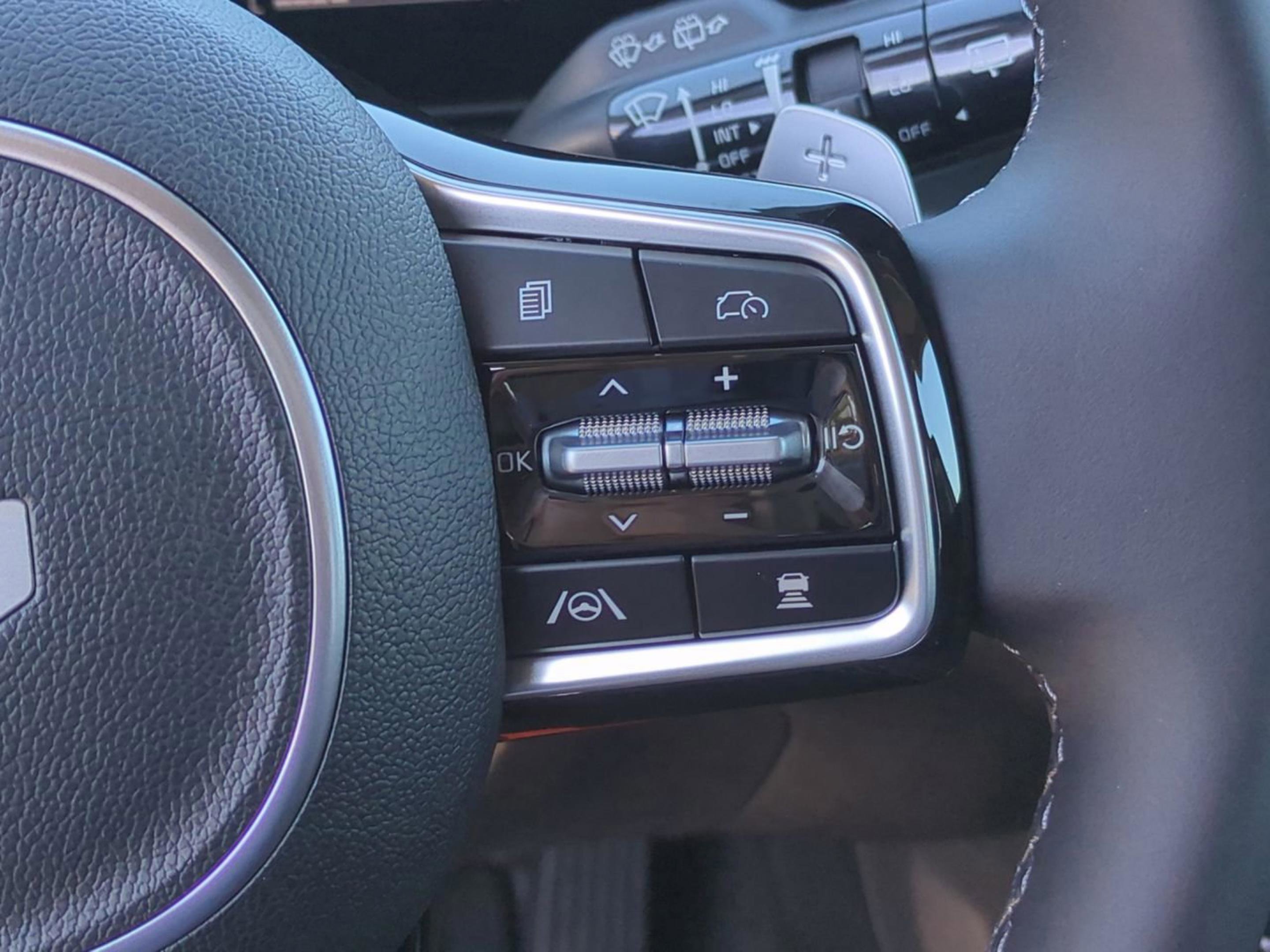 2025 Kia Sorento Hybrid EX photo 27