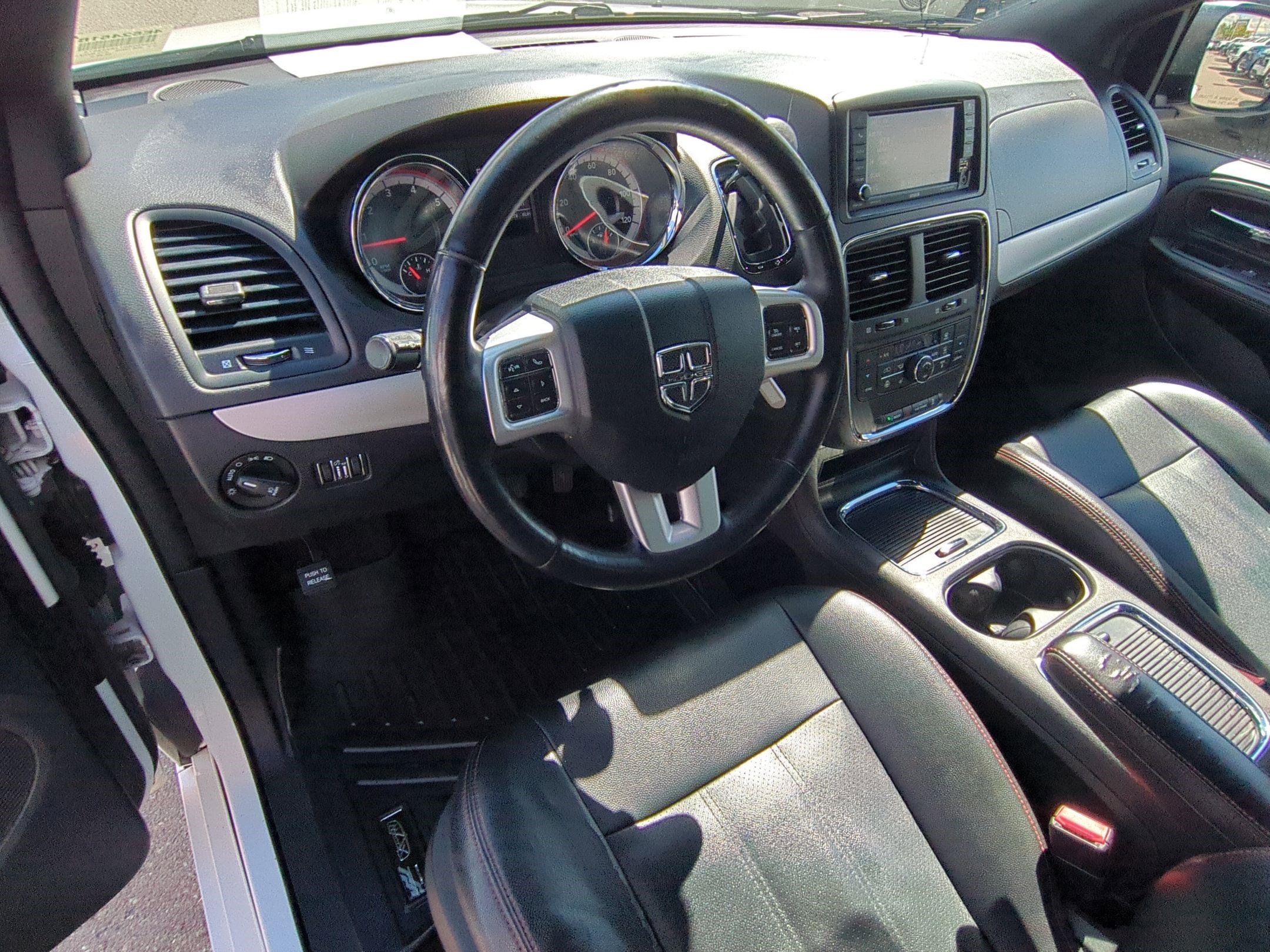 2018 Dodge Grand Caravan GT photo 13