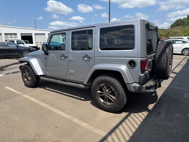 2016 Jeep Wrangler Unlimited Sahara photo 4