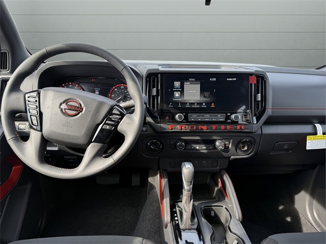 2025 Nissan Frontier PRO-4X photo 15