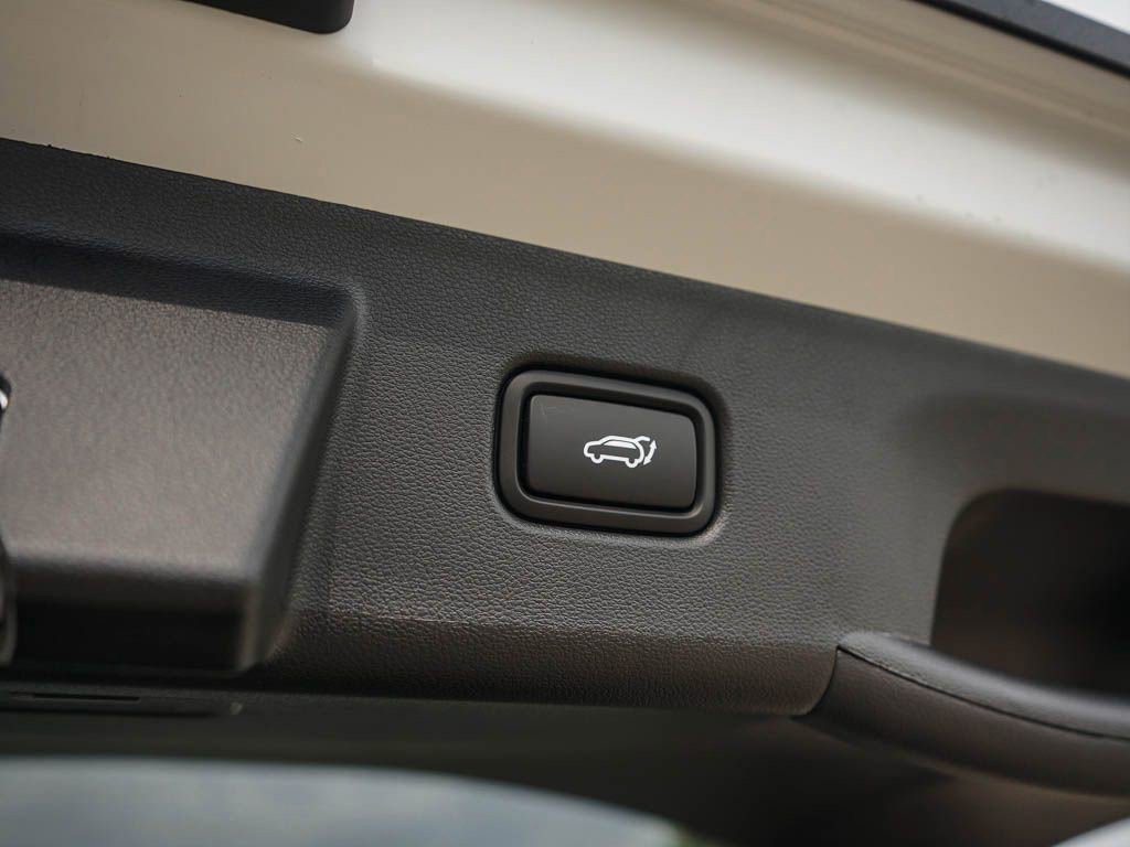 2025 Hyundai Tucson SEL Convenience photo 8