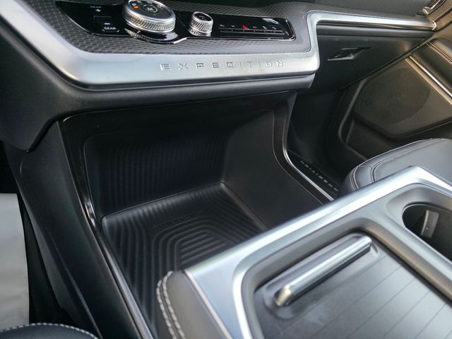 2025 Ford Expedition Platinum photo 23