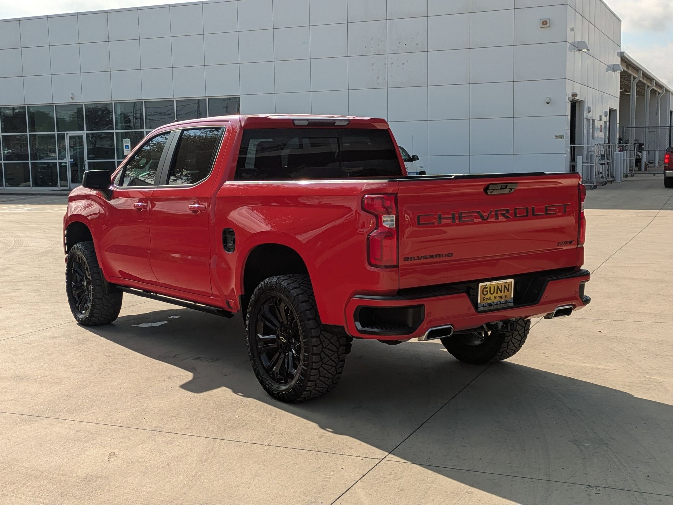 2020 Chevrolet Silverado 1500 RST photo 4