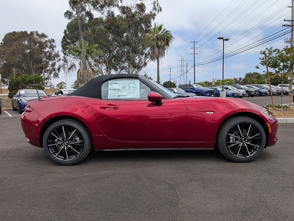 2025 Mazda MX-5 Miata Miata Grand Touring photo 7