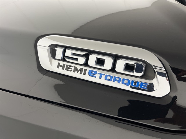 2021 Ram 1500 Laramie photo 4