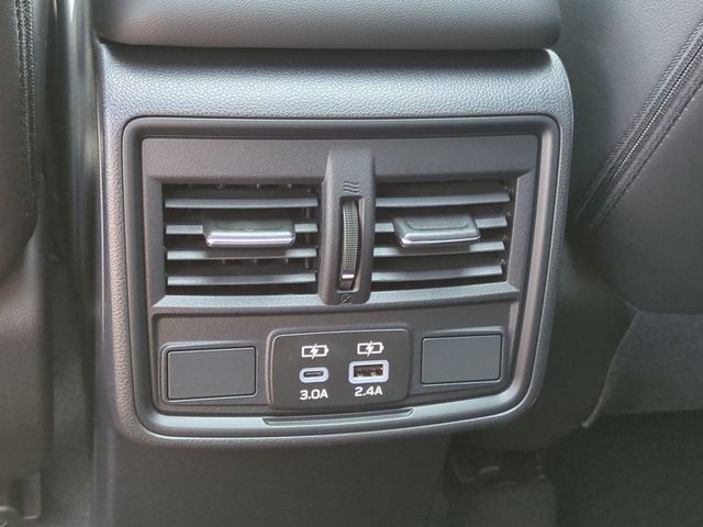 2025 Subaru Forester Premium Base photo 25