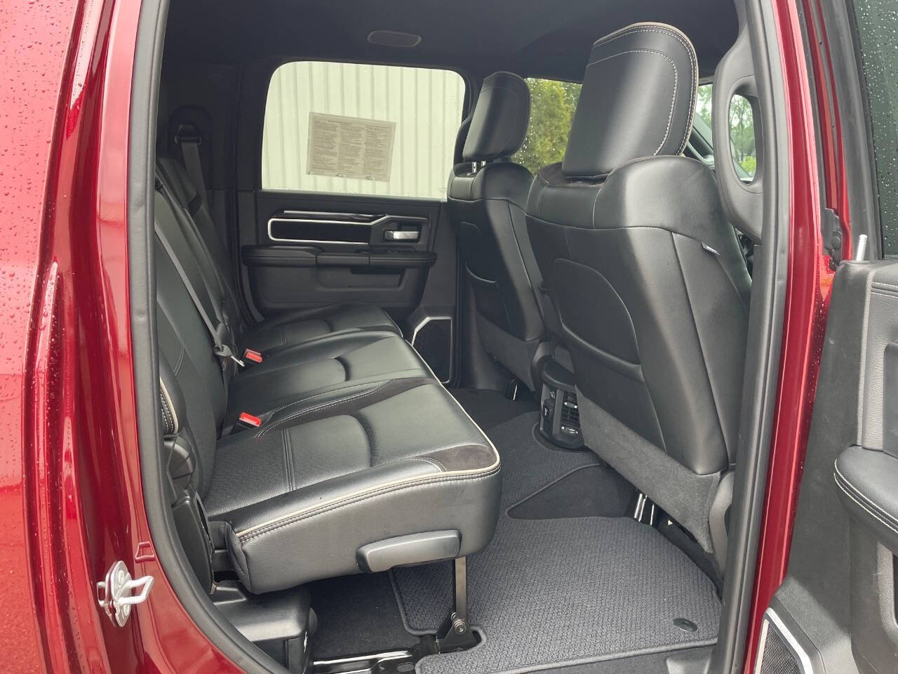 2022 Ram 2500 Laramie photo 9