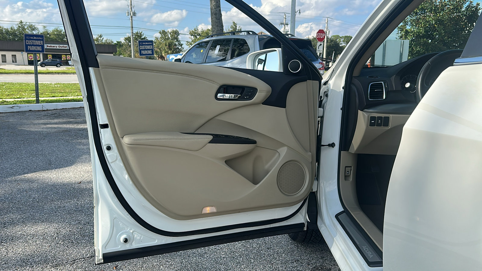 2017 Acura RDX Technology AcuraWatch Plus photo 8