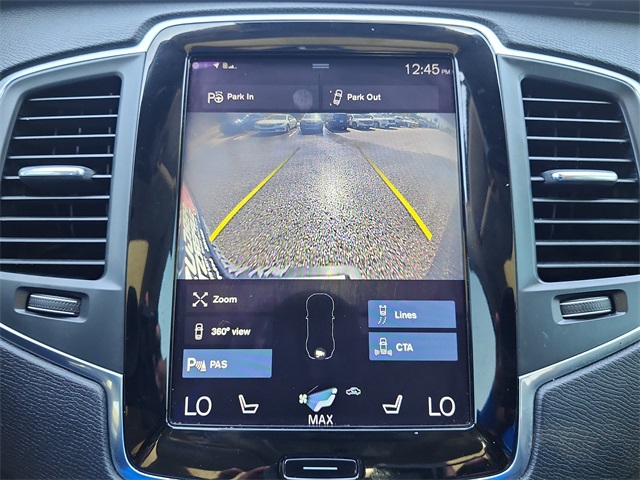 2017 Volvo XC90 T5 Momentum photo 18