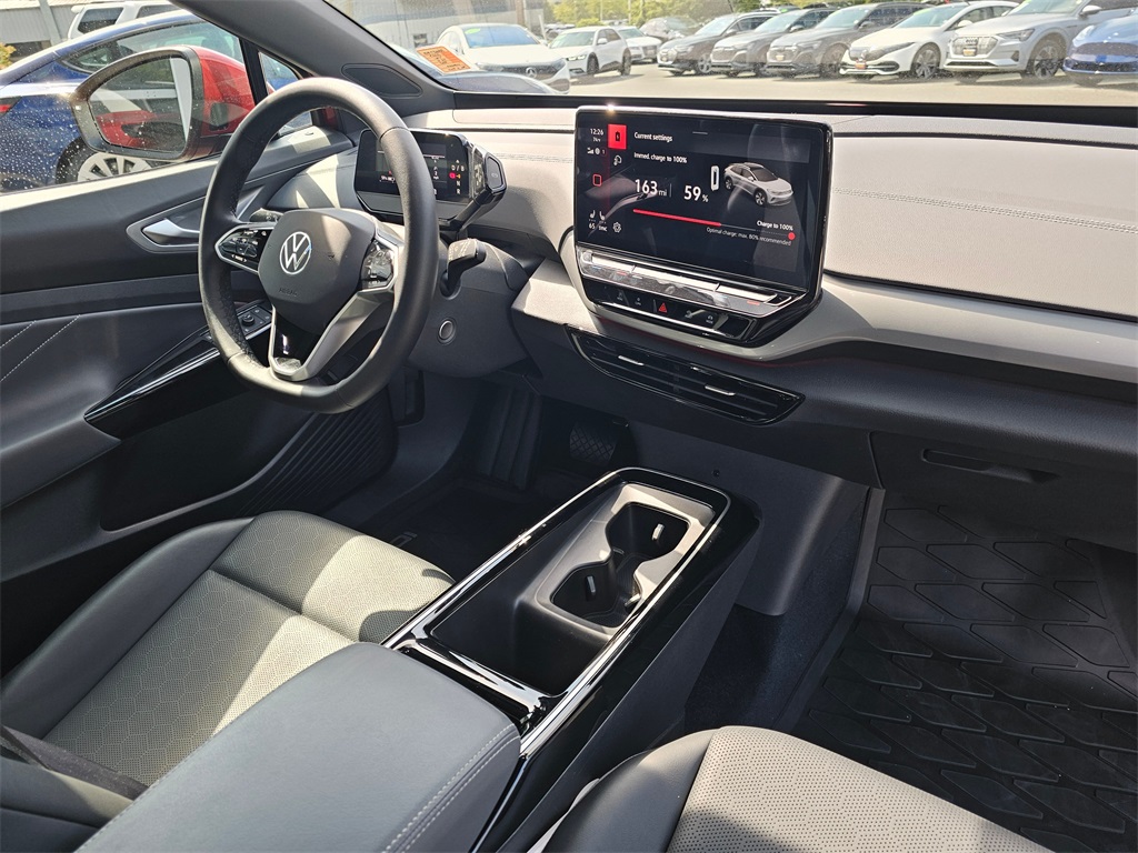 2023 Volkswagen ID.4 Pro Plus photo 11