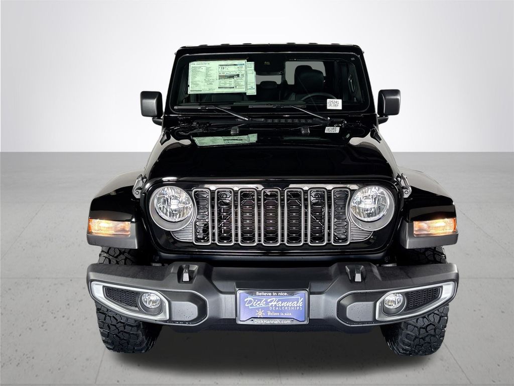 2025 Jeep Gladiator Sport photo 3