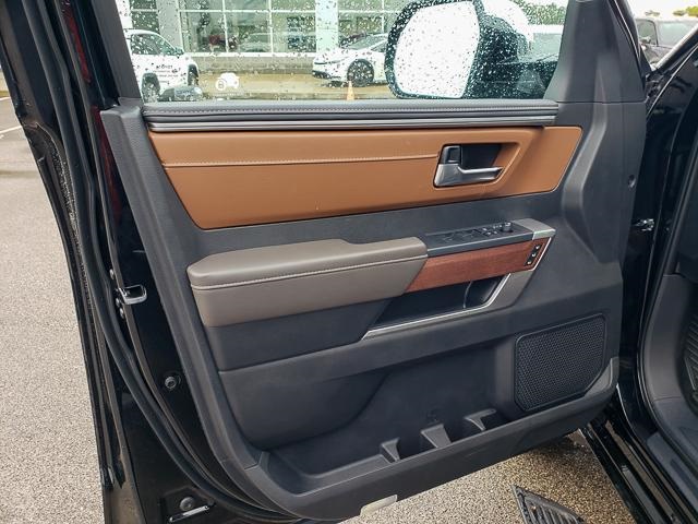 2025 Toyota Tundra 1794 Edition CrewMax photo 9