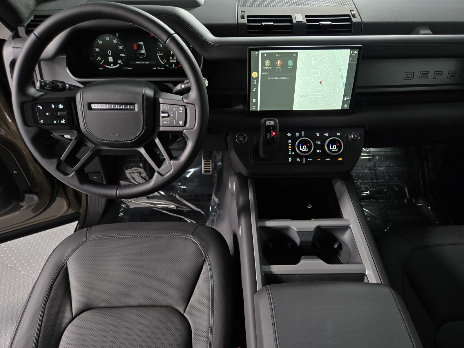 2025 Land Rover Defender 130 X photo 2