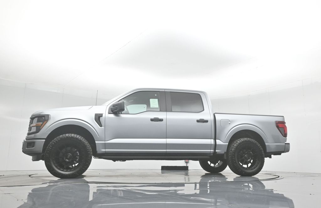 2025 Ford F-150 STX photo 5