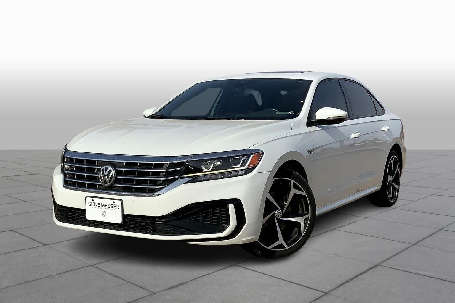 2021 Volkswagen Passat R-Line