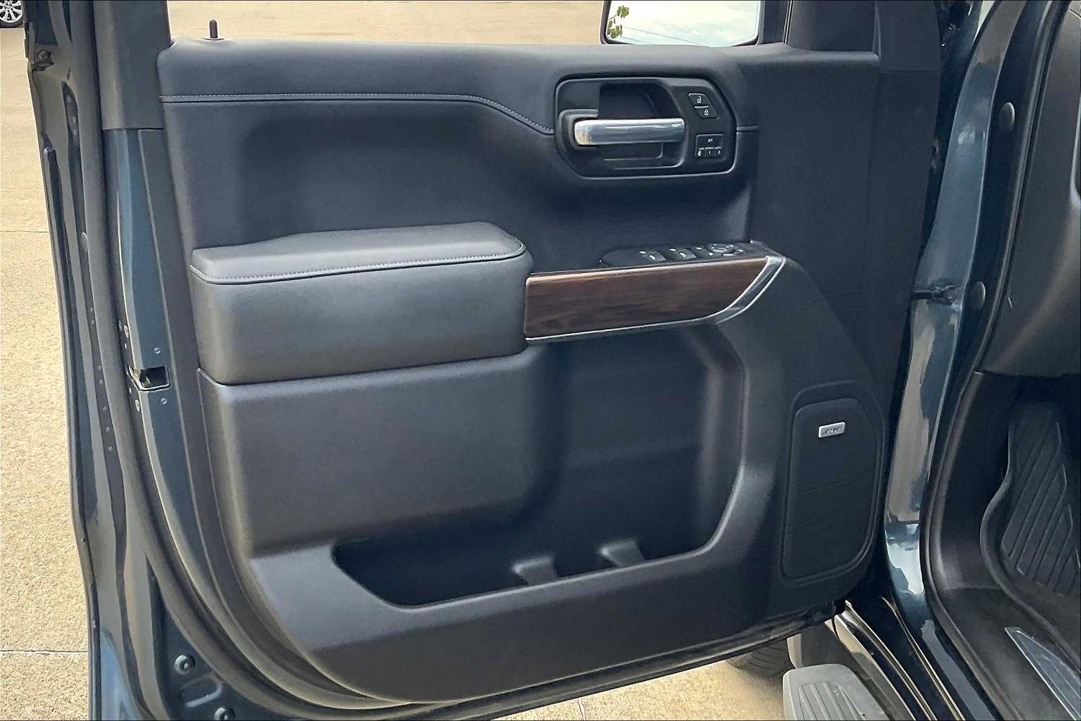2020 Gmc Sierra 1500 SLT photo 19