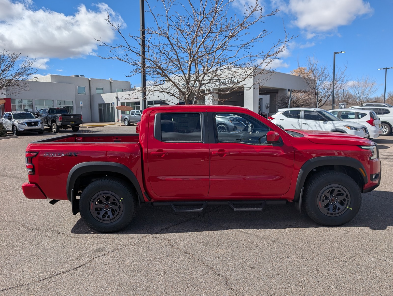2025 Nissan Frontier PRO-4X photo 4