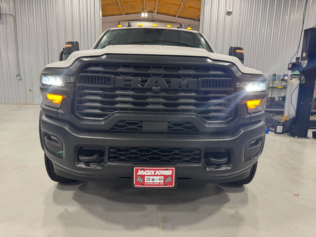 2025 Ram 3500 Tradesman photo 17
